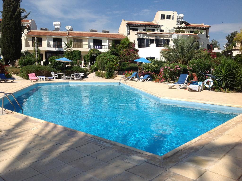 Villa Paphos Townhouse Extérieur photo